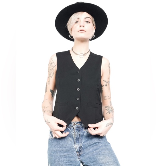 Wildfang Jackets & Blazers - Wildfang The Empower Vest In Black Large